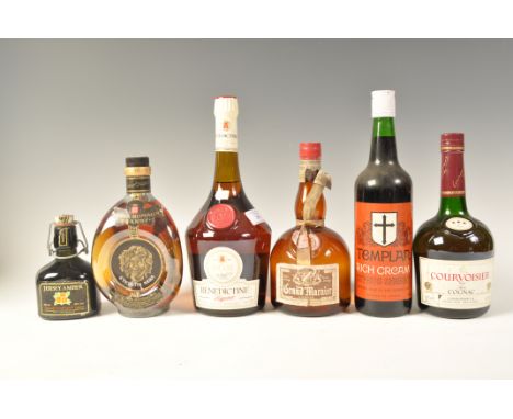 A group of six bottles of liquers to include Courvoisier Cognac 70cl 40%, Dom Benedictine liqueur 1l 40%, Jersey Amber 20cl 3