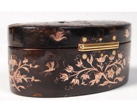 A rare 18th century Italian pique work tortoiseshell and gold inlaid snuff box of good size having inlaid pique of flowers to