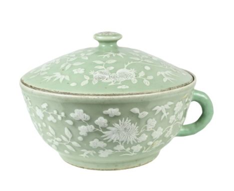 w White Glaze. Size: 9 1/2 in. diameter x 7 in. H Please note that all sales are final and no refunds will be given under any