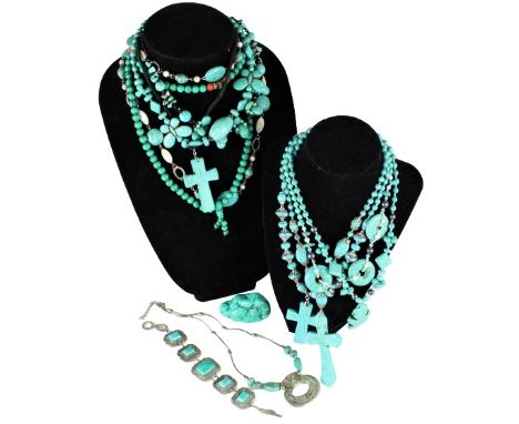 12 pieces altogether. All have a unique turquoise crackleware. Please note that all sales are final and no refunds will be gi