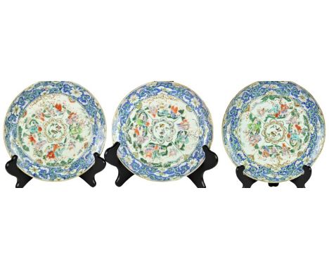 Size: 8 1/2 in diameter. Please note that all sales are final and no refunds will be given under any circumstances. Sarasota 