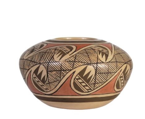 Pottery Polychrome bowl, signed Fannie Nampeyo. She was the youngest of three daughters of the famous Nampeyo of Hano, the gr