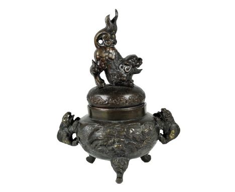 Size: 7 x 5 1/2 in. Please note that all sales are final and no refunds will be given under any circumstances. Sarasota Estat