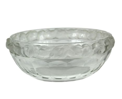 Circa 1930. Signed R. Lalique France on bottom. Rene Lalique, French designer (1860-1945). Size: 3 5/8 x 9 1/2 in. Please not