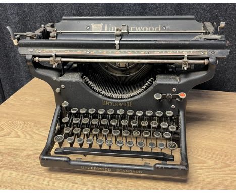 Antique Underwood typewriter. [Standard] 