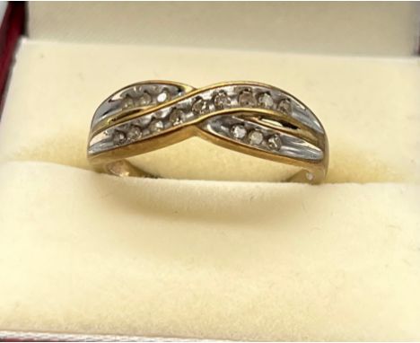 9ct yellow gold and diamond set ring. 0.15ct diamonds. [Ring size O] [2.51Grams] 