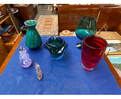 Selection of art glass; Includes Murano blue and green glass bowl/ vase, Caithness perfume bottle and white friars red glass 