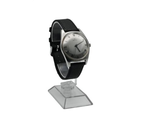 Zenith, a gentleman&rsquo;s stainless steel dress watch, with a brushed silvered dial and black roman numerals, black hands a