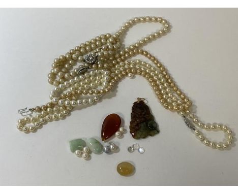 A two tone stone pendant depicting dragon and pearl on yellow metal mount, (6cm), loose pearls, polished jade, moonstones, pa