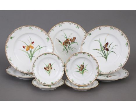 10 ROYAL COPENHAGEN Porzellanteller mit Schmetterlingsdekor - 19. Jahrhundert, 6 kleine Speiseteller sowie 6 Brotteller, poly