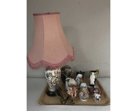 A tray of early twentieth century and later Oriental jugs, Japanese vase, table lamp with shade etc 