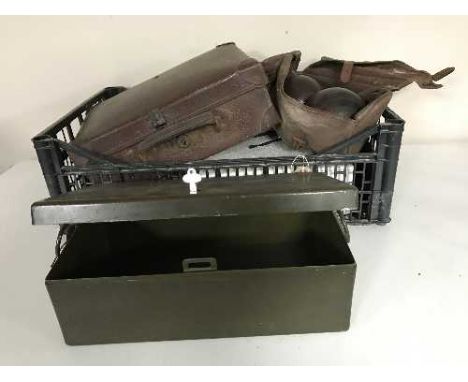 A crate of metal lock box, vintage bowls, tools, shoe shine box etc . (Q)