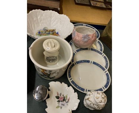 A QUANTITY OF CERAMIC ITEMS TO INCLUDE A LARGE PORTMEIRION PLANTER WITH HOOPOE BIRD DECORATION, A LARGE COPELAND SPODE LEAF D