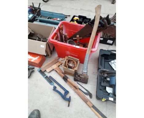 AN ASSORTMENT OF VINTAGE TOOLS TO INCLUDE AXE, SAWS, RULERS, ETC 
