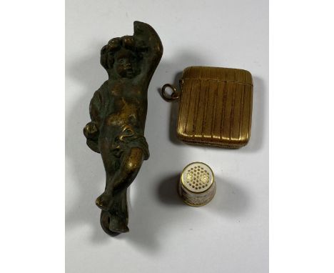 A GROUP OF THREE ITEMS - ROYAL CROWN DERBY THIMBLE, BRASS VESTA CASE AND VICTORIAN FIGURAL DOOR KNOCKER 