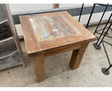 AN INDIAN HARDWOOD LAMP TABLE, 18" SQUARE 