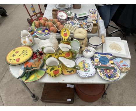 A LARGE ASSORTMENT OF CERAMIC ITEMS TO INCLUDE LURPACK TOAST RACK, WALL PLAQUES, ETC 