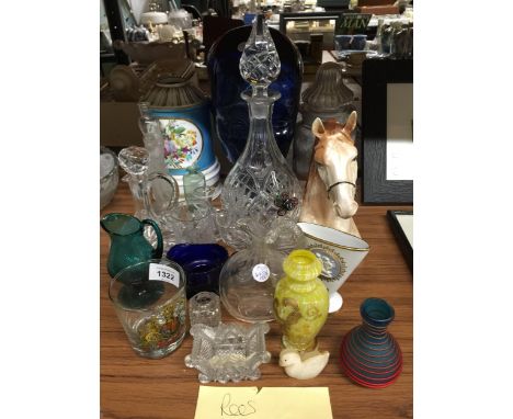 A MIXED LOT TO INCLUDE A LARGE BLUE GLASS HEAD, A CERAMIC HORSES HEAD, A DECANTER, GLASS JUGS, SMALL VASES, ETC 