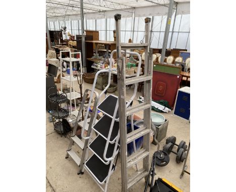 THREE VARIOUS STEP LADDERS TO INCLUDE AN ALUMINIUM THREE WAY LADDER 