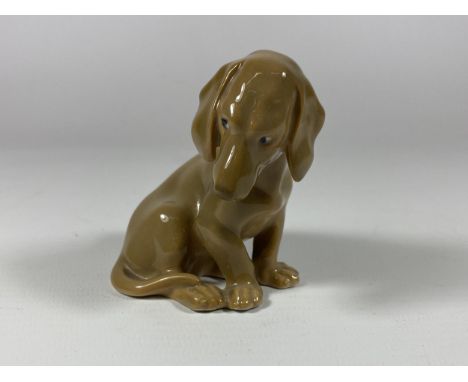 A VINTAGE BING &amp; GRUNDAHL 1755 DOG FIGURE 