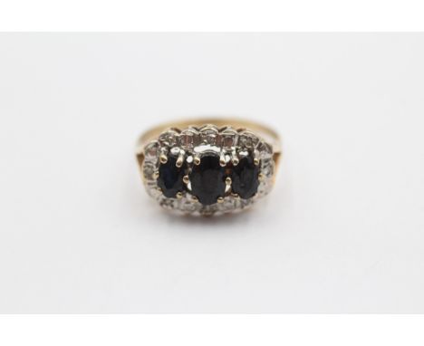 A 9ct gold sapphire and diamond triple cluster ring, K, 2.3gm 