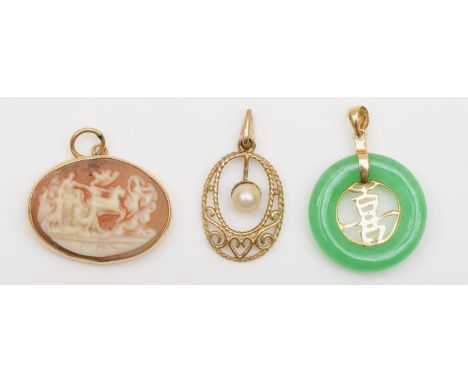 A gold mounted shell cameo pendant, 21 x 16mm, a 9ct gold and cultured pearl pendant and a Chinese gold pendant 