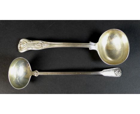 An early 20th century Tiffany & Co. silver sauce ladle, stamped 'PAT 1912 C', with engraved initials 'YFB' to terminal, 17.5c