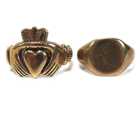 Two 9ct gold rings, comprising a 9ct gold Claddagh ring, size R, 6.4g, and a 9ct gold signet ring, size N, 4.2g. (2) 