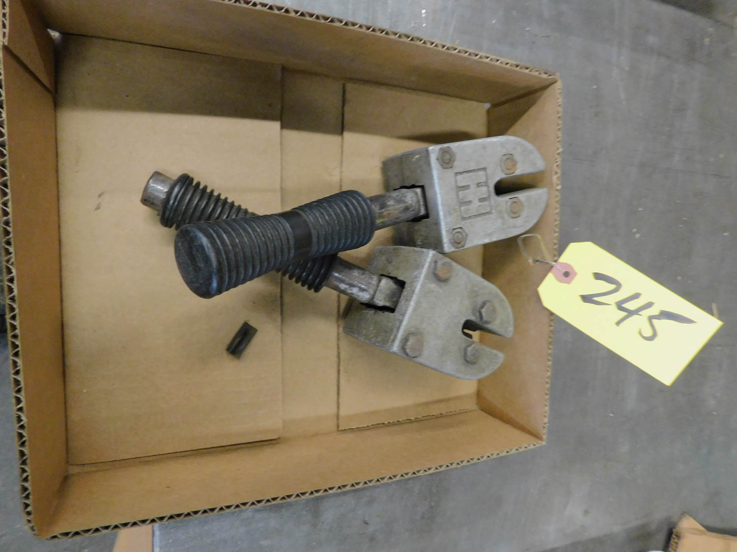 PAIR OF SHEET GRABBERS