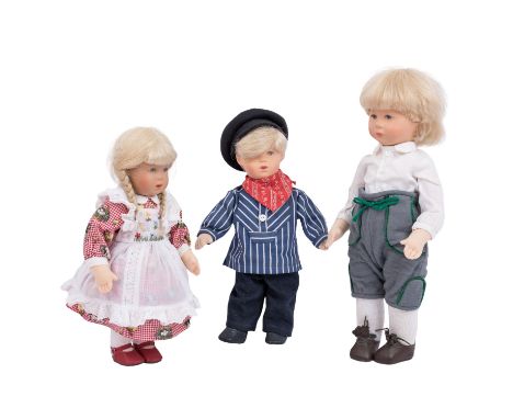 KÄTHE KRUSE 3-tlg Konvolut Puppen, tlw. aus Sondereditionen, 1990er Jahre, bestehend aus Matrosenjunge 'Jan-Ole', Sondermodel