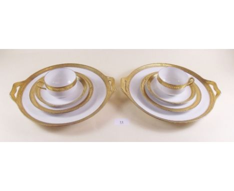 A Haviland Limoges tea service comprising: five gilt edged cups, six saucers, six teaplates and two cake plates
