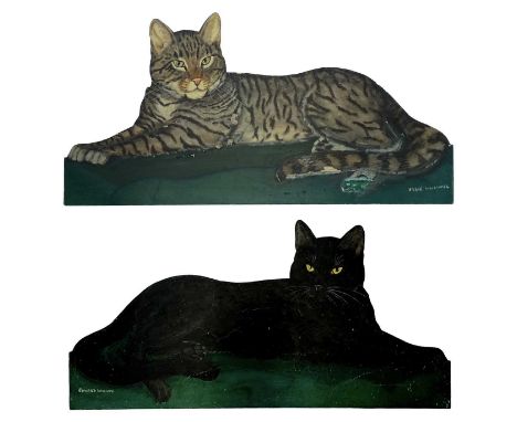 Eddie WILLIAMS (XX) Double-sided cat portrait on thick wooden board Oil paintings of a tortoiseshell on one side and a black 