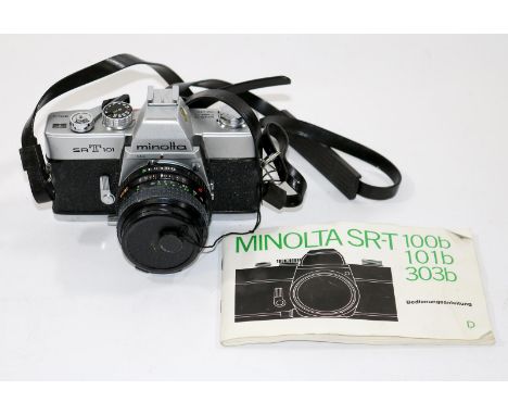 Photografiekonvolut.: Kleines Konvolut bestehend aus Minolta SRT 101b mit 2 Objektiven u. 1 Zwischenteil. Blitzgerät, Ferngla