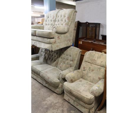 A PARKER KNOLL UPHOLSTERED TWO PIECE SUITE CONSISTING OF TWO SEATER AND A THREE SEATER SOFA TOGETHER WITH A PARKER KNOLL ARMC