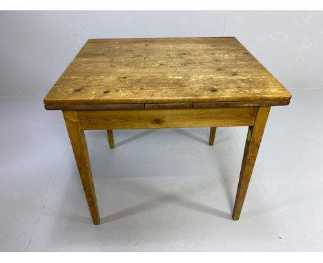 Pine furniture,  small vintage pine kitchen table with 2 pull out leaves approximately 80 x x70 x 73 when closed, (144cm open