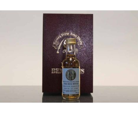 BEN WYVIS 1968
Single Highland Malt Whisky distilled 5 June 1968 and bottled 25 February 2000 by Signatory Vintage Scotch Whi