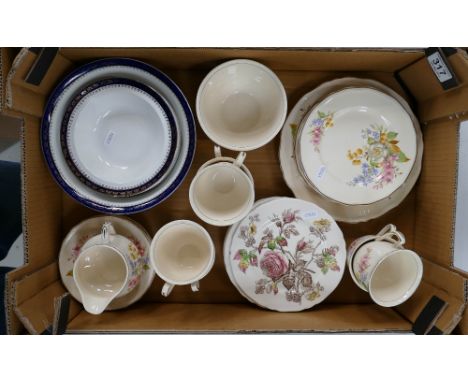 A collection of mixed ceramic items to include Alfred Meakin posy, part tea set, similar side plates in Rosalie pattern and B