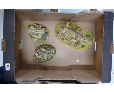 Lilliput Lane large figures, West Minister Abbey, Edinburgh Castle and Lead Kindly Light. (3)