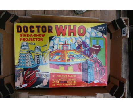 Chad Valley Doctor Who Give us a Show projector (boxed)