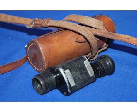 TWO VINTAGE CAMERAS AND A MONOULAR
each cased