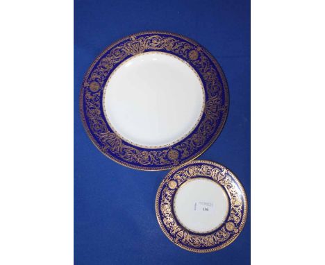 COLLECTION OF ROYAL WORCESTER SANDRINGHAM PATTERN PLATES
dated 1969, comprising of six dinner plates and six side plates (12)