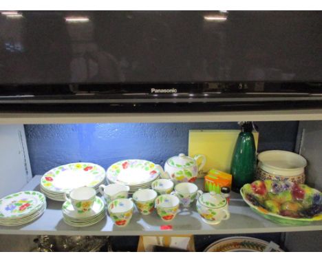 A Grindley Party Time part dinner and tea service, Sylvac fruit bowl, boxed Cloverleaf table mats, soda syphon and other item