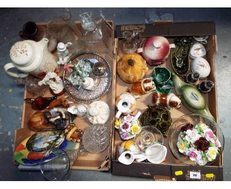 Two boxes containing a mixed lot of ceramics and glassware to include Royal Worcester Palissy trinket dishes, Sadler Ware lid