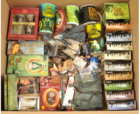 Quantity of The Lord of the Rings Collectables, to include Sideshow Weta The Argorath book ends, Topps The Fellowship of the 