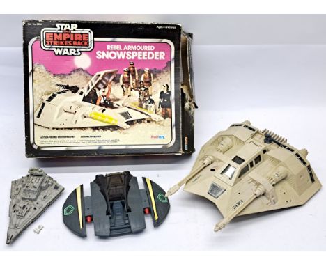 Palitoy Star Wars vintage Snowspeeder incomplete, Kenner Diecast Star Destroyer with Mattel Battlestar Galactica Cylon Raider