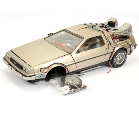 Eaglemoss Back To The Future 1:8 scale Delorean Time Machine replica, unchecked fpr completeness, Fair. See photo.&nbsp;