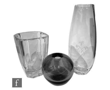 Three pieces of later 20th Century Scandinavian glass, two Orrefors vases by Sven Palmqvist, the first of compressed ovoid fo