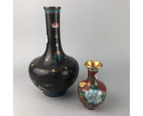 20TH CENTURY CHINESE CLOISONNÉ ENAMEL VASE, 27cm high, along with a smaller vase, an Indian carved wood casket and a Chinese 