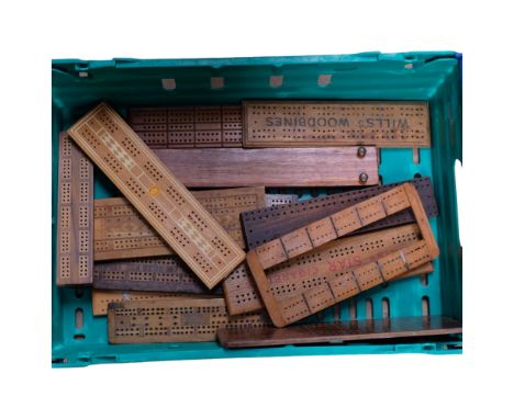 A quantity of Vintage wooden cribbage boards, including advertising 
