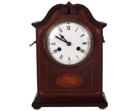 An Edwardian mahogany inlaid mantel clock with 2-train movement, 33cm 